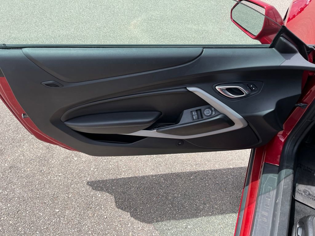Used 2019 Chevrolet Camaro LT RWD image 13
