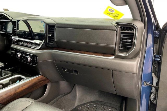 Used 2022 GMC Sierra 1500 SLT w/ SLT Premium Package image 15