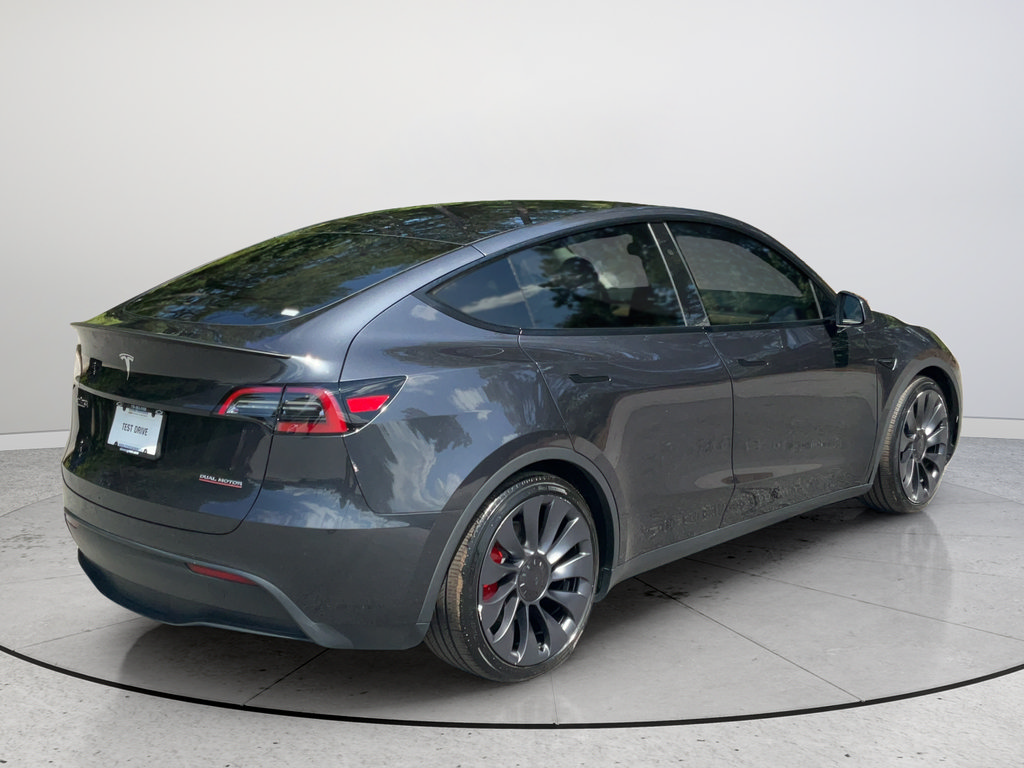 Used 2025 Tesla Model Y Performance AWD/4WD image 10