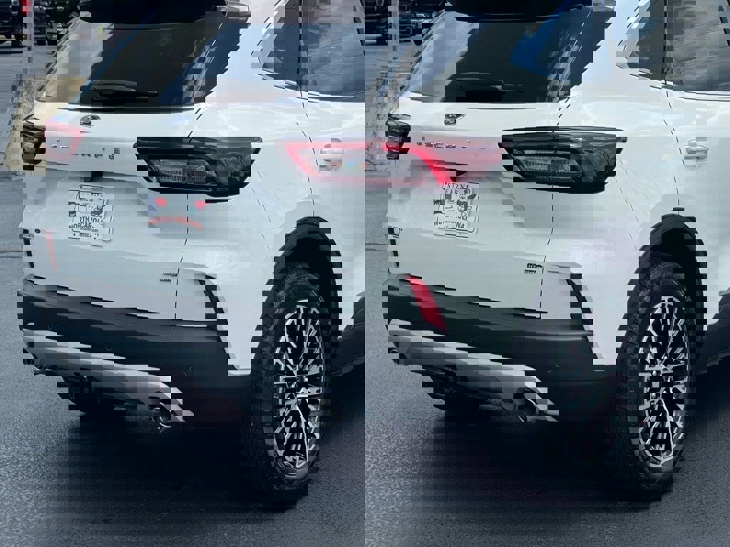 New 2025 Ford Escape SE w/ PHEV Premium Package image 42