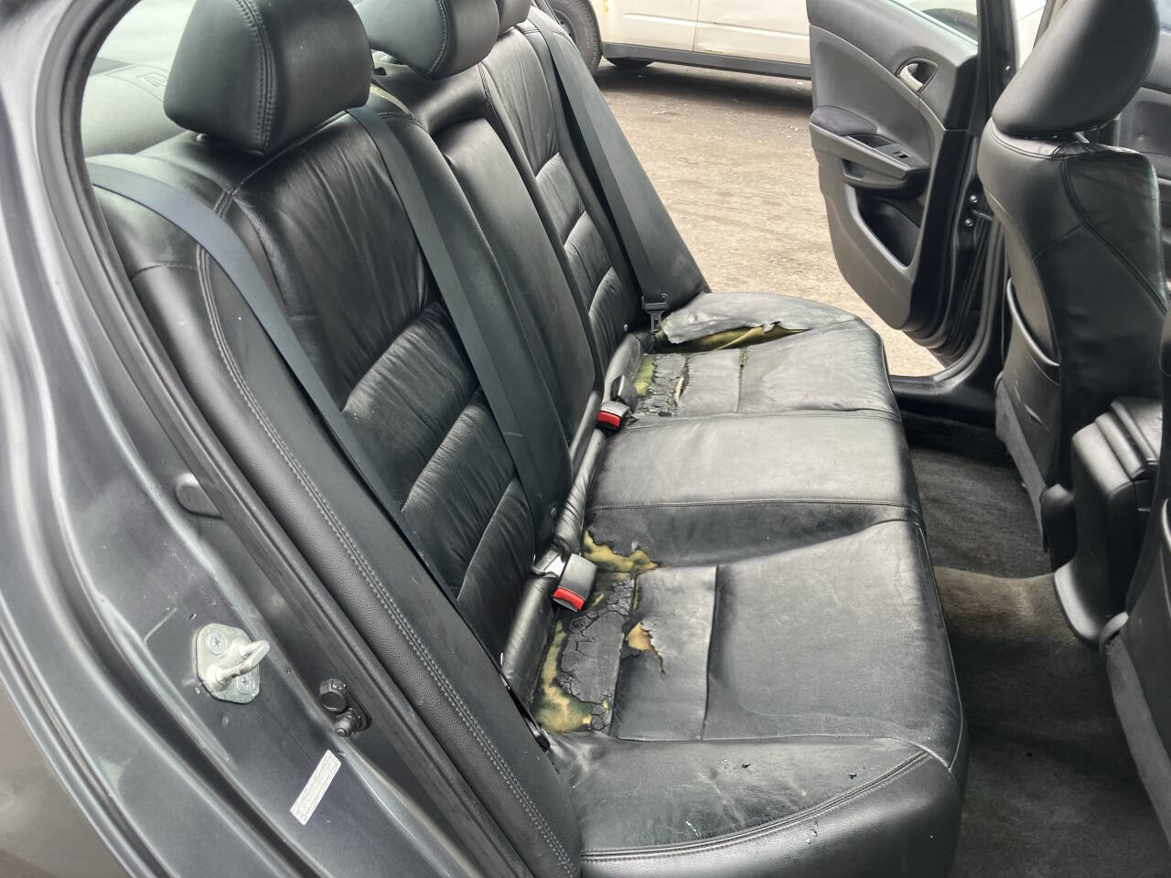 Used 2011 Honda Accord SE image 28