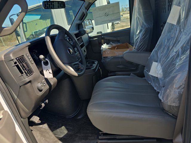 New 2025 Chevrolet Express 2500 w/ Driver Convenience Package RWD image 15