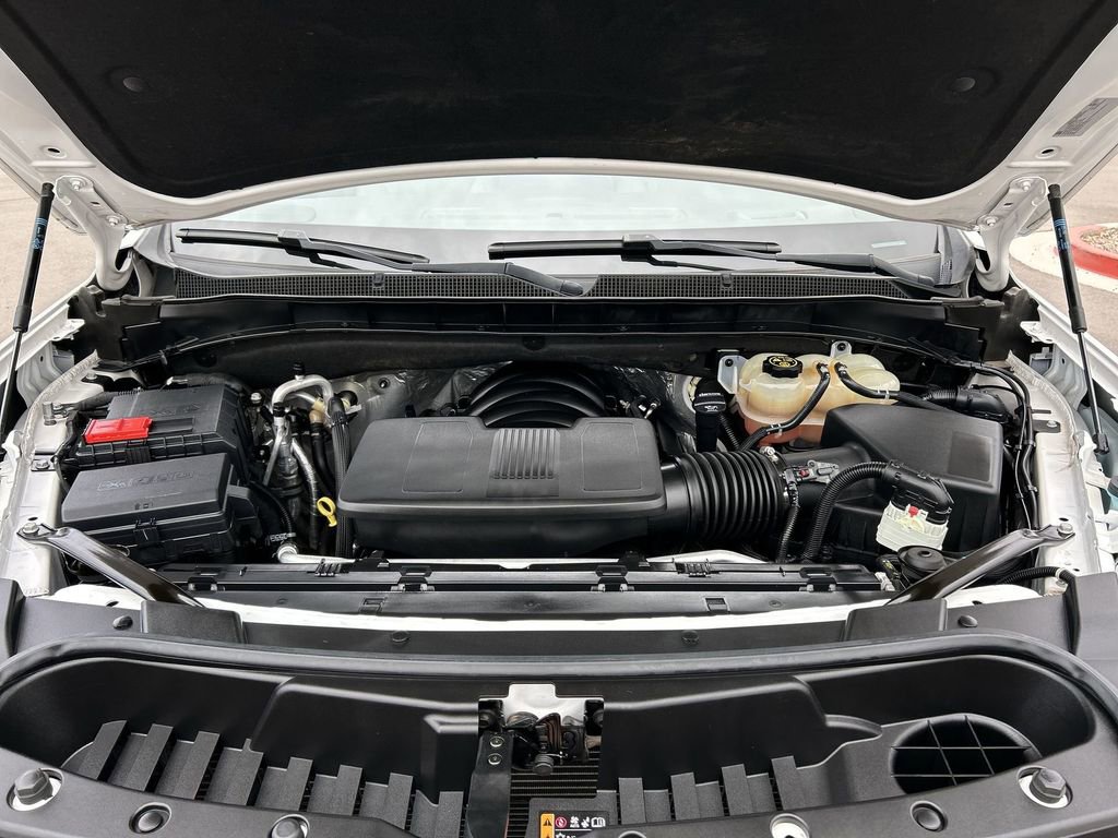 Used 2023 Chevrolet Tahoe LT w/ Luxury Package AWD/4WD image 31