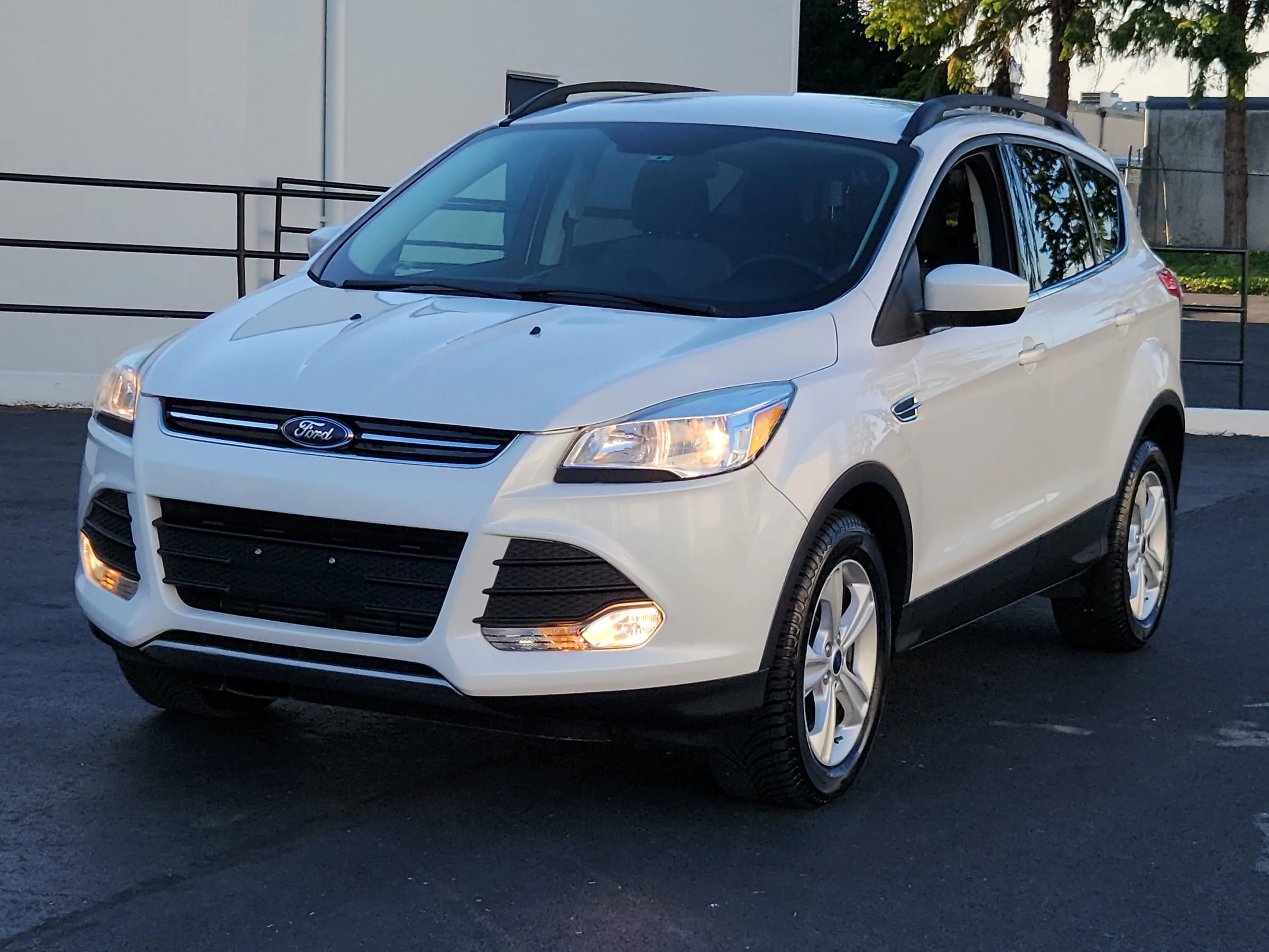 Used 2015 Ford Escape SE w/ Equipment Group 201A