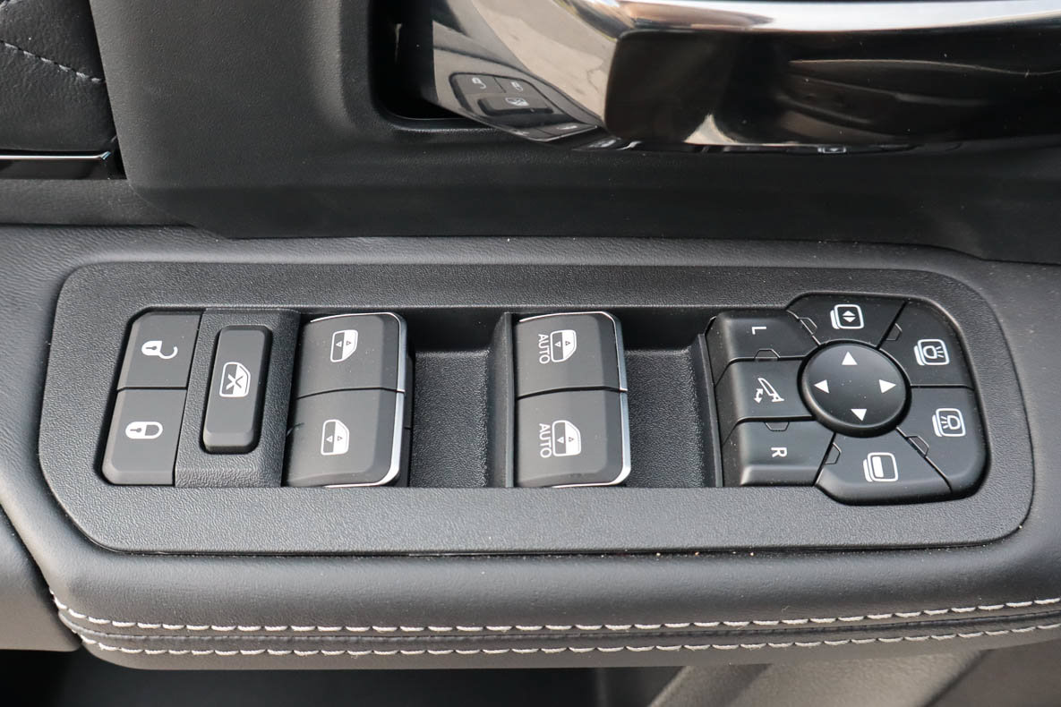 New 2027 RAM 3500 Limited AWD/4WD image 14