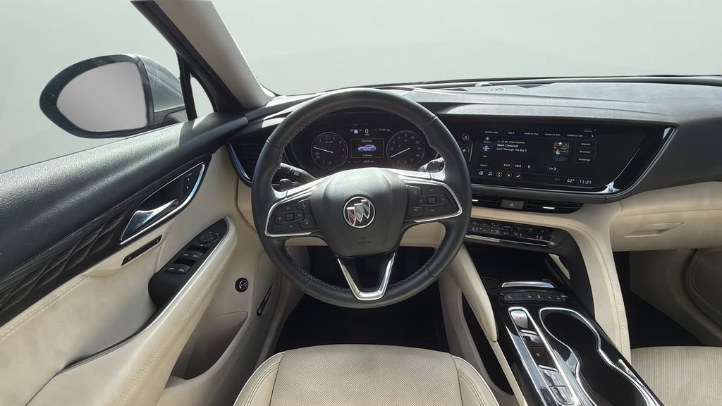 Used 2023 Buick Envision Avenir image 12