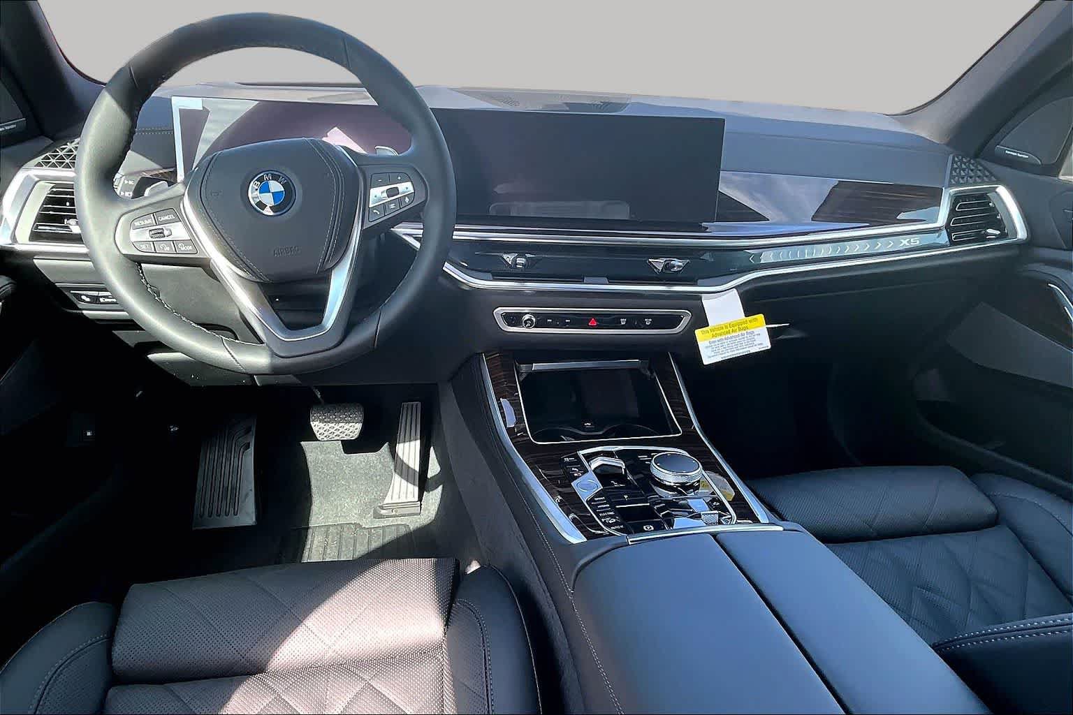 New 2026 BMW X5 xDrive50e w/ Climate Comfort Package AWD/4WD image 5