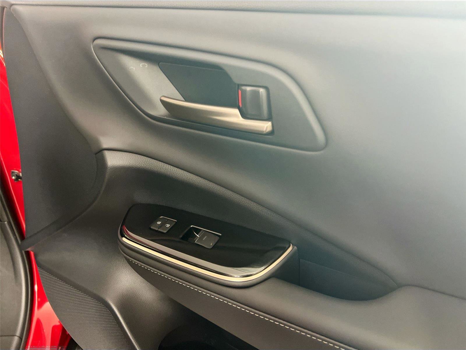 Used 2025 Toyota Crown Signia w/ Advanced Technology Package image 29