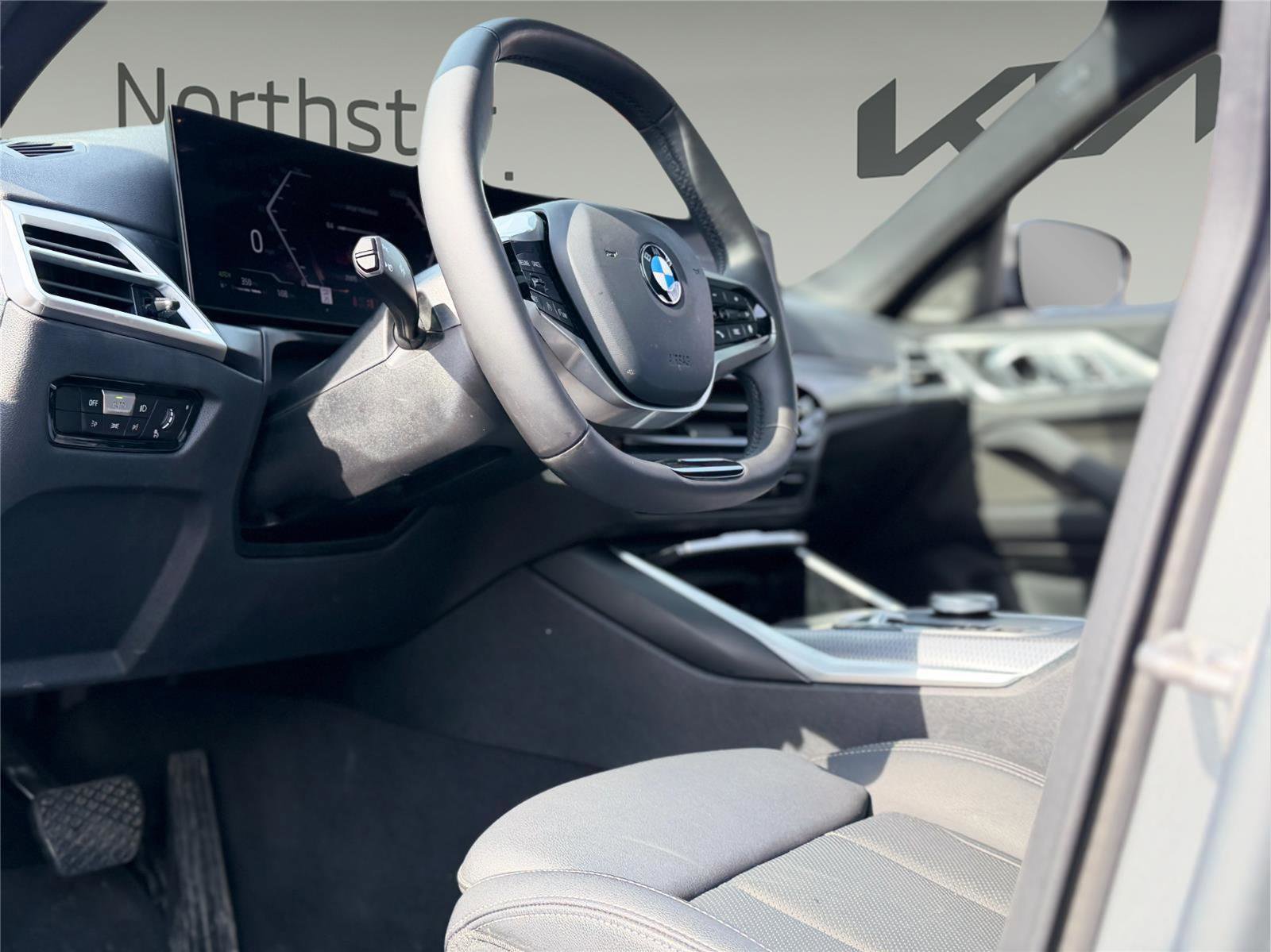 Used 2025 BMW 430i xDrive w/ Premium Package image 9