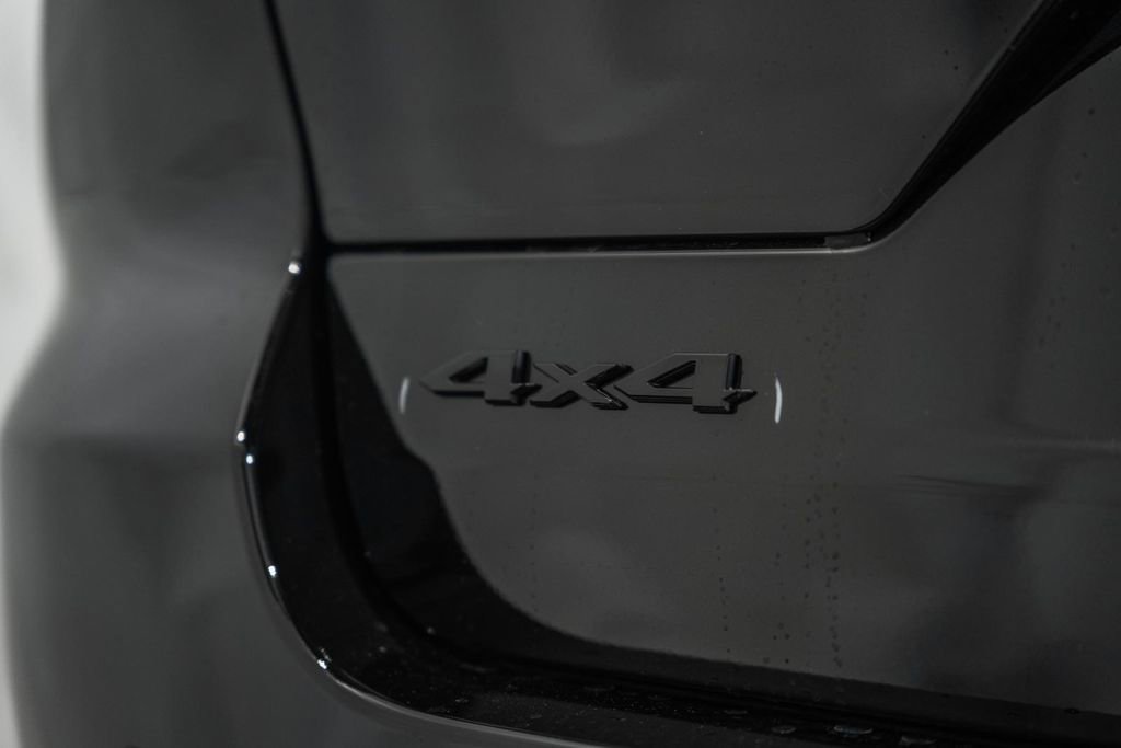 New 2025 Jeep Grand Cherokee Altitude image 7