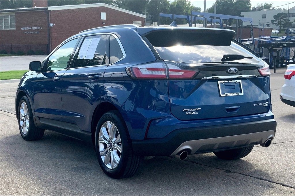 Used 2020 Ford Edge Titanium image 11