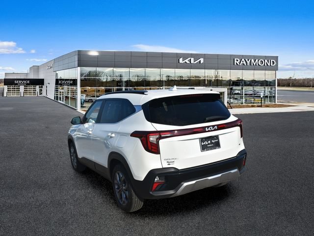 Certified 2024 Kia Seltos S AWD/4WD image 6