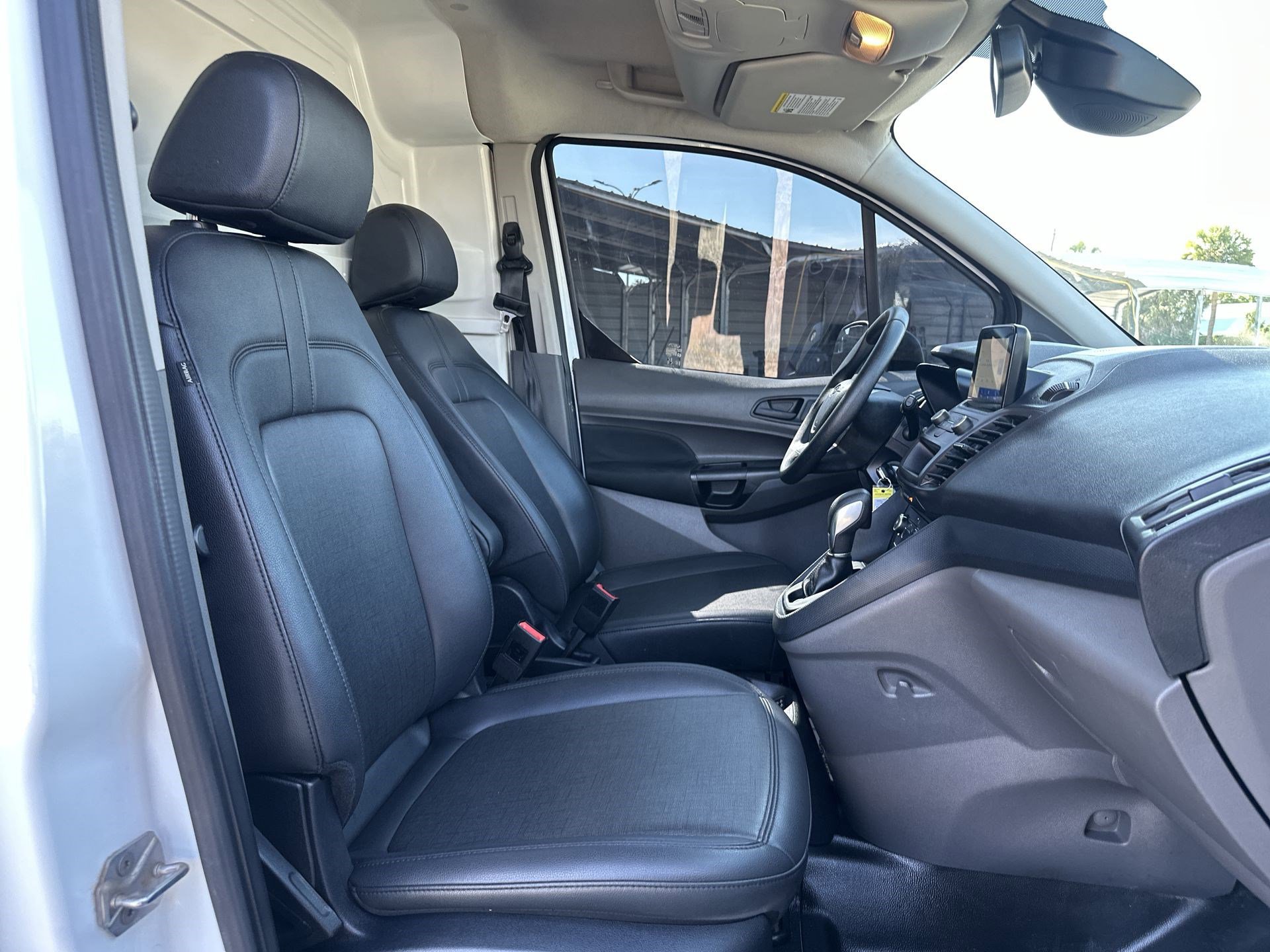 Used 2021 Ford Transit Connect XL FWD image 24