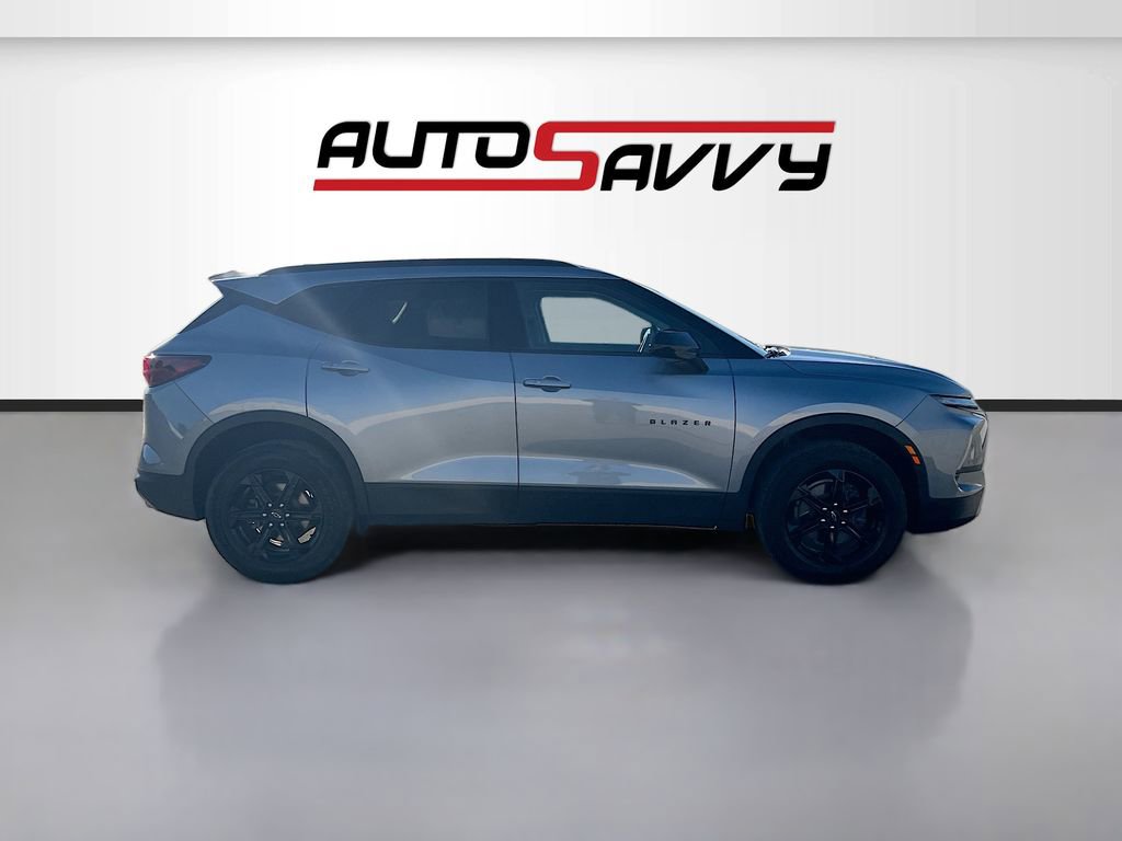 Used 2023 Chevrolet Blazer LT w/ Midnight/Sport Edition image 8