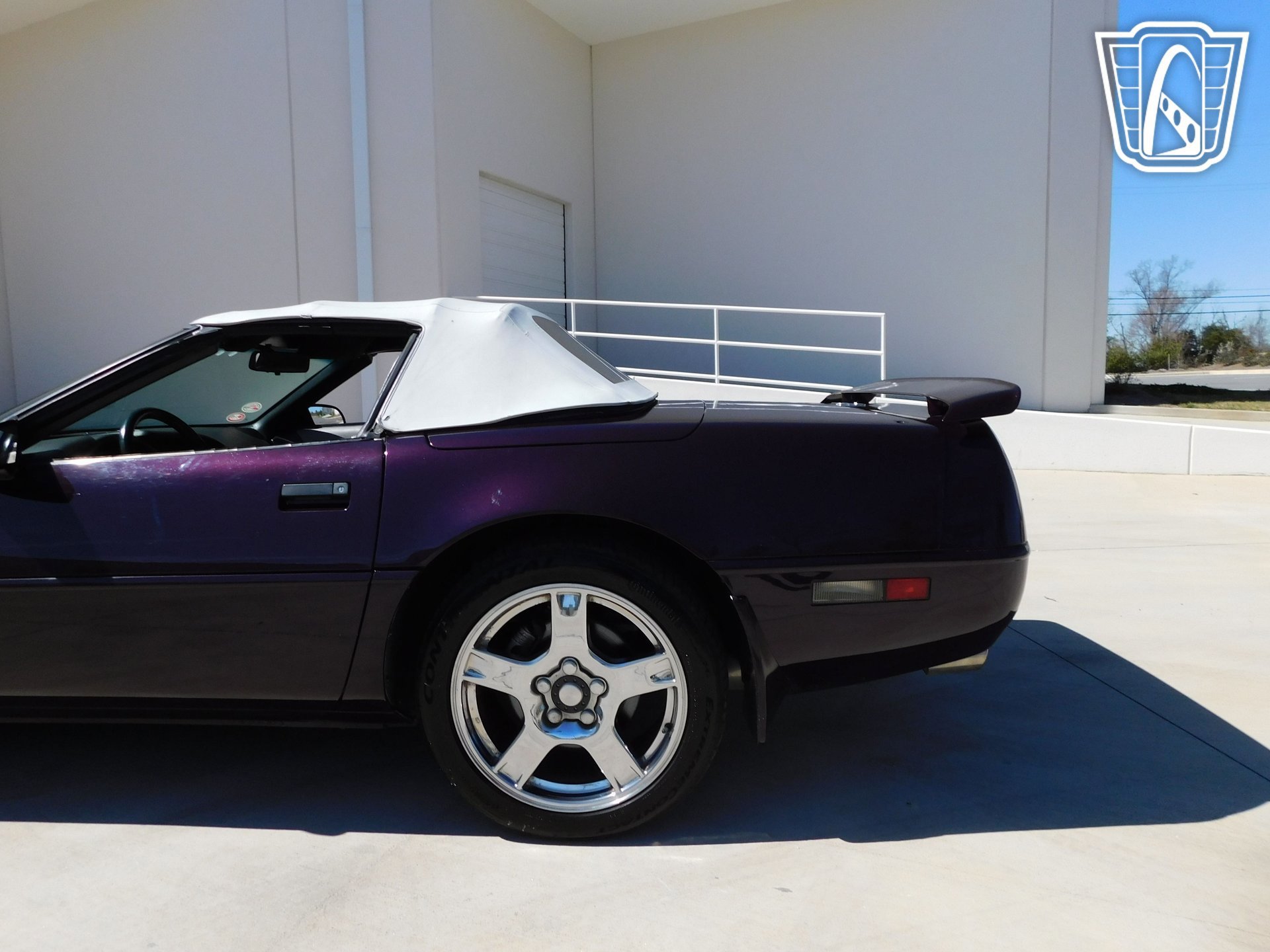 Used 1993 Chevrolet Corvette Convertible image 16