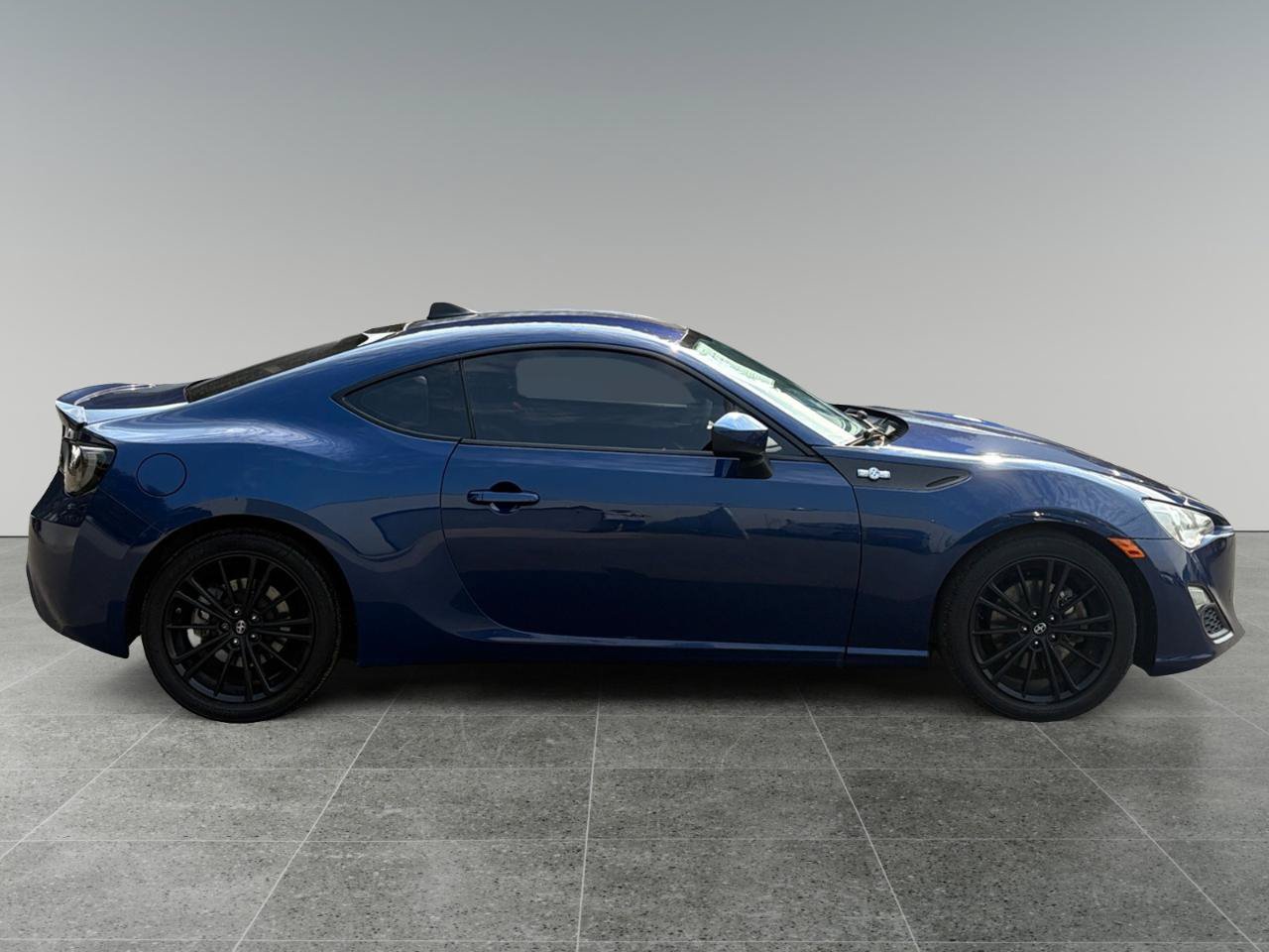 Used 2015 Scion FR-S RWD image 7