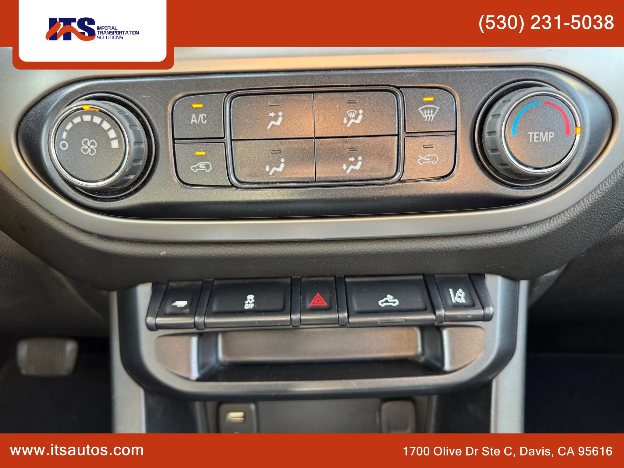 Used 2018 Chevrolet Colorado LT w/ Safety Package RWD image 17