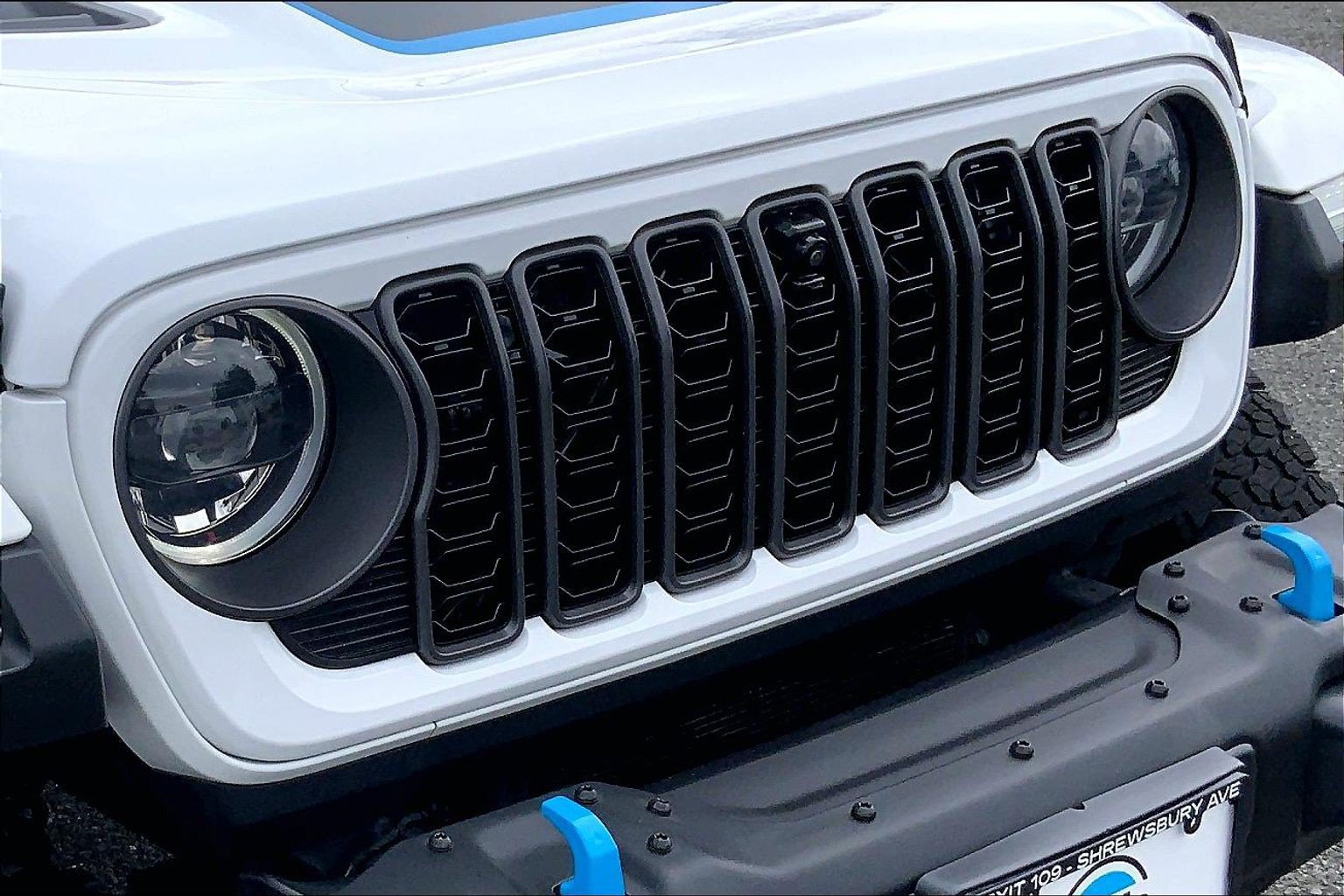 Certified 2024 Jeep Wrangler Unlimited Rubicon 4xe AWD/4WD image 29
