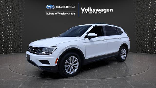 Used 2018 Volkswagen Tiguan SE w/ Panoramic Sunroof Package FWD image 4
