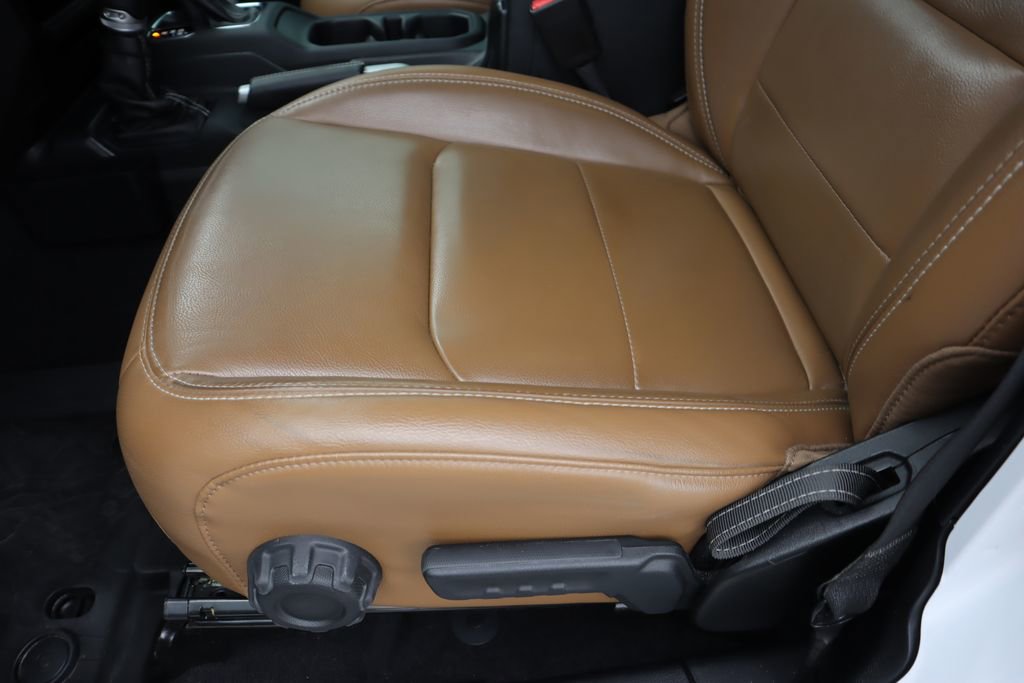Used 2021 Jeep Wrangler Unlimited Sahara image 20