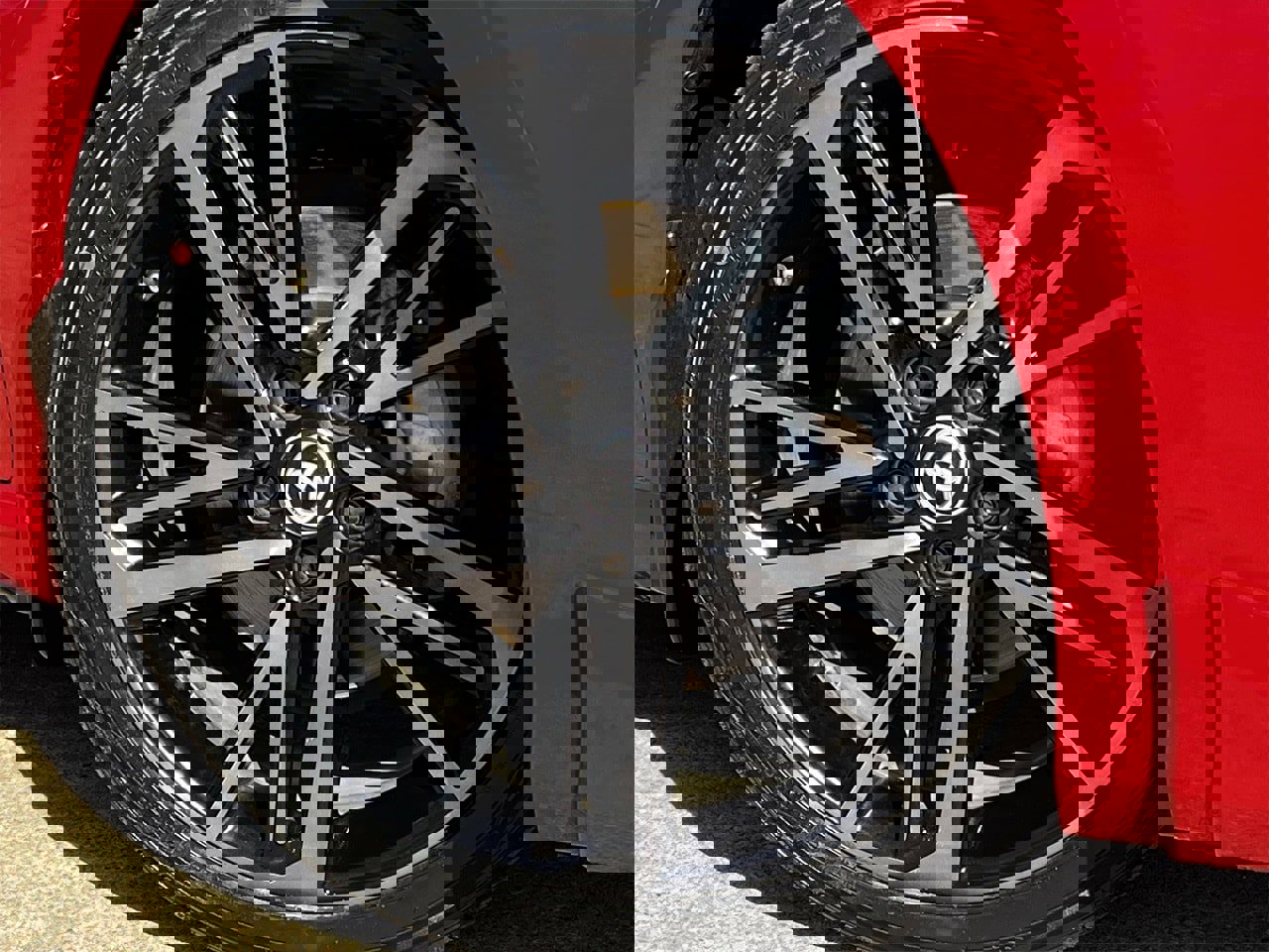 Used 2025 Toyota Camry XSE image 29