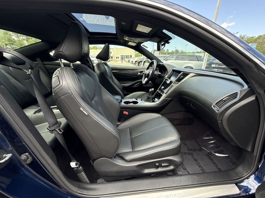 Used 2022 INFINITI Q60 3.0t Luxe w/ Cargo Package AWD/4WD image 24