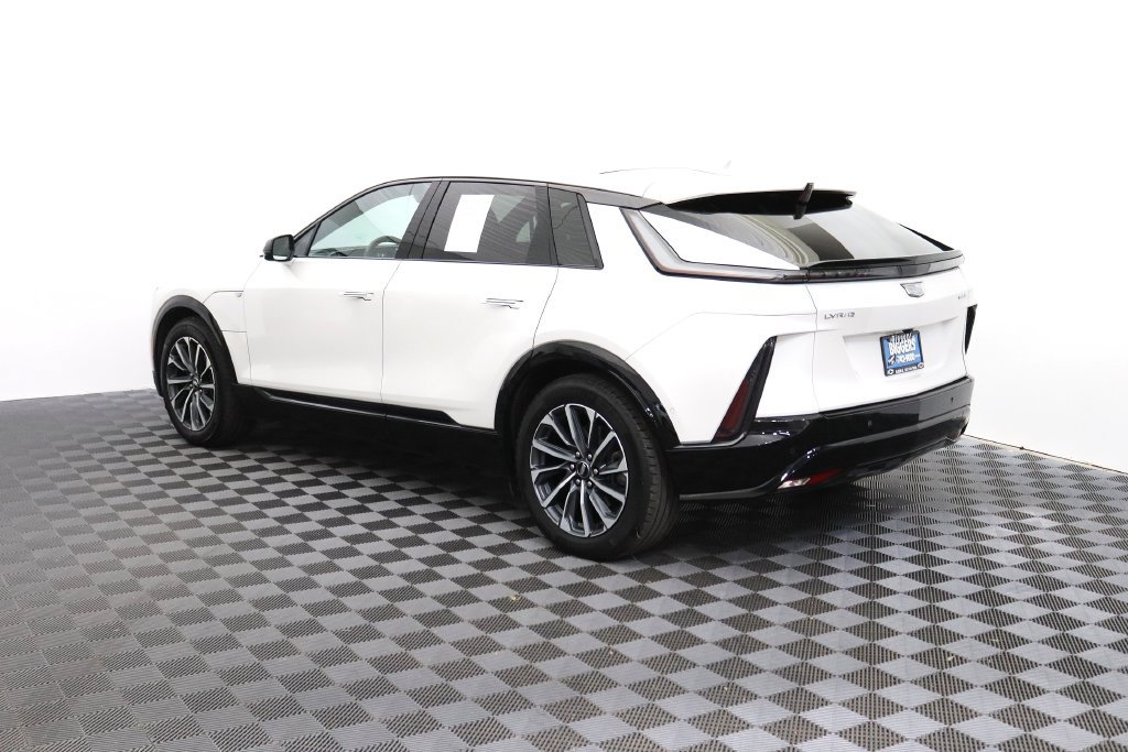 Certified 2024 Cadillac Lyriq Sport AWD/4WD image 7