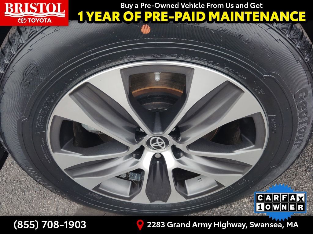Used 2023 Toyota Highlander AWD image 13