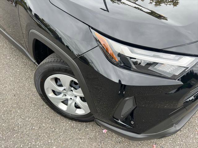 Certified 2025 Toyota RAV4 LE AWD/4WD image 2