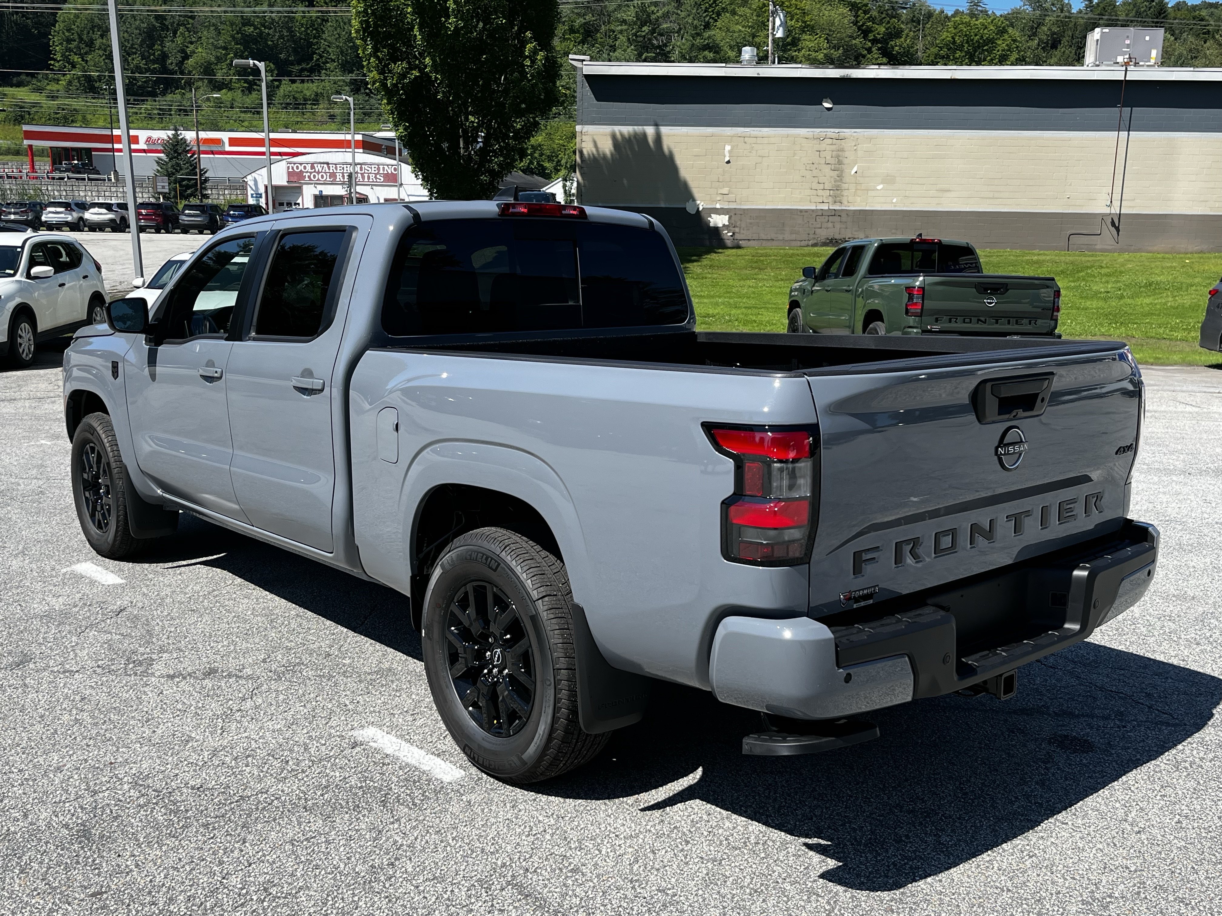 New 2026 Nissan Frontier SV w/ All-Weather Content Package AWD/4WD image 5