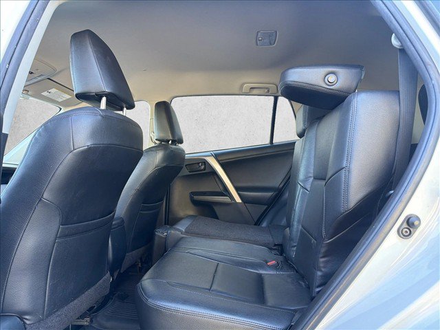 Used 2017 Toyota RAV4 LE w/ All Weather Liner Package AWD/4WD image 23
