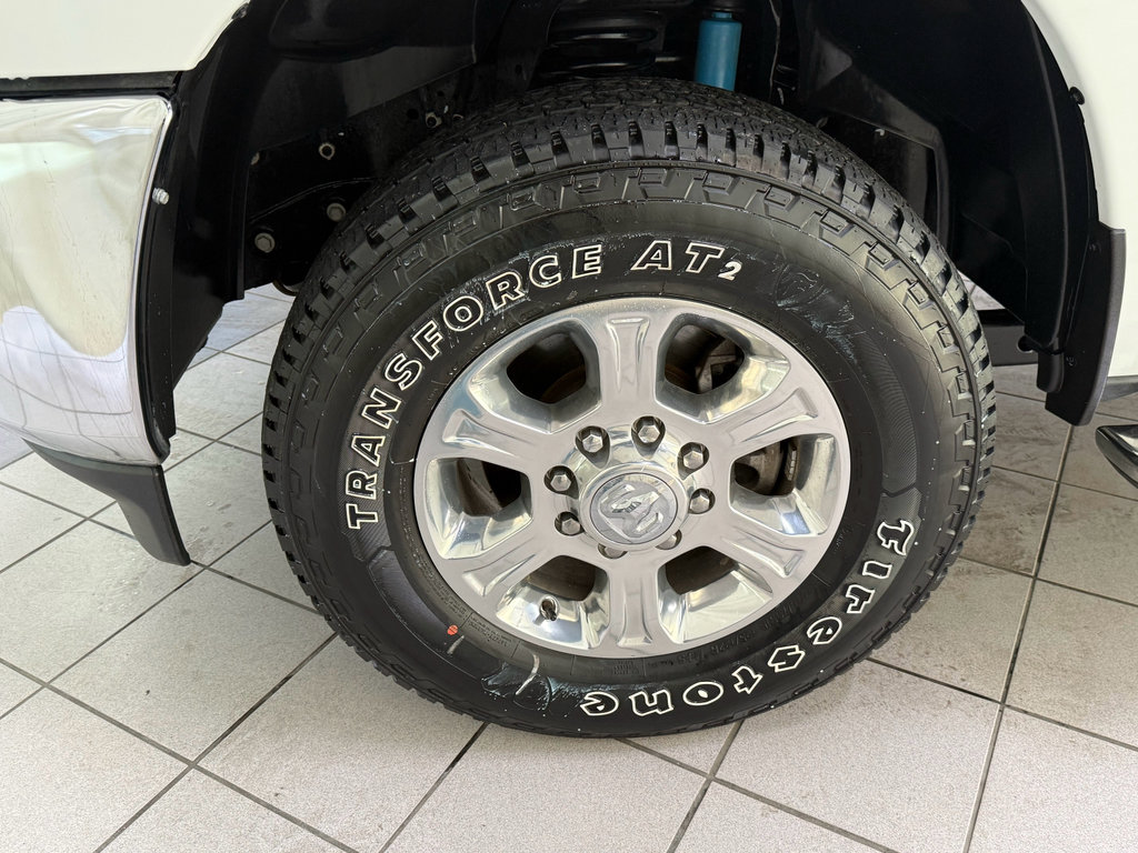 Used 2025 RAM 2500 Big Horn AWD/4WD image 12