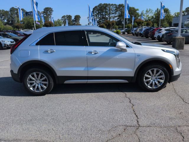 Used 2020 Cadillac XT4 Premium Luxury AWD/4WD image 2
