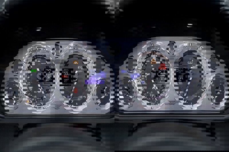 Used 2007 Aston Martin V8 Vantage Roadster image 31