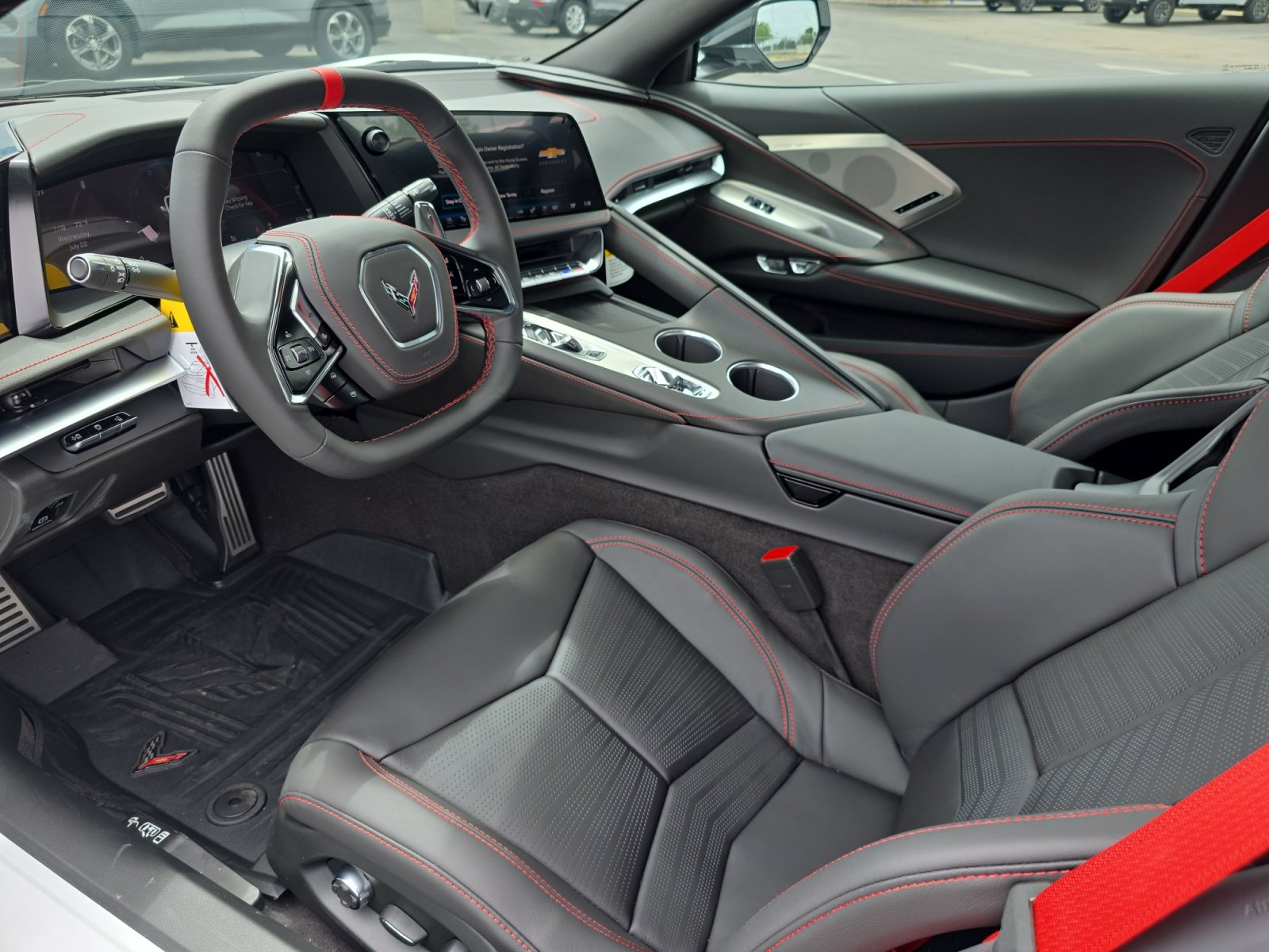 New 2027 Chevrolet Corvette Stingray Coupe w/ Z51 Performance Package RWD image 10