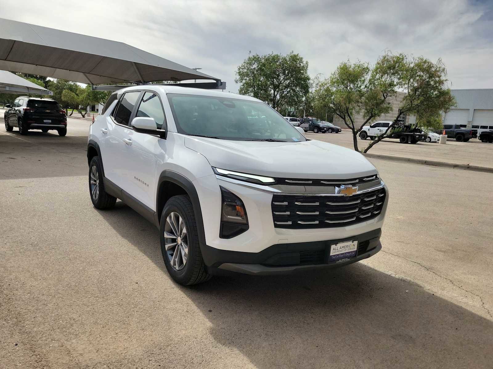 New 2026 Chevrolet Equinox LT w/ Convenience Package II FWD video 2