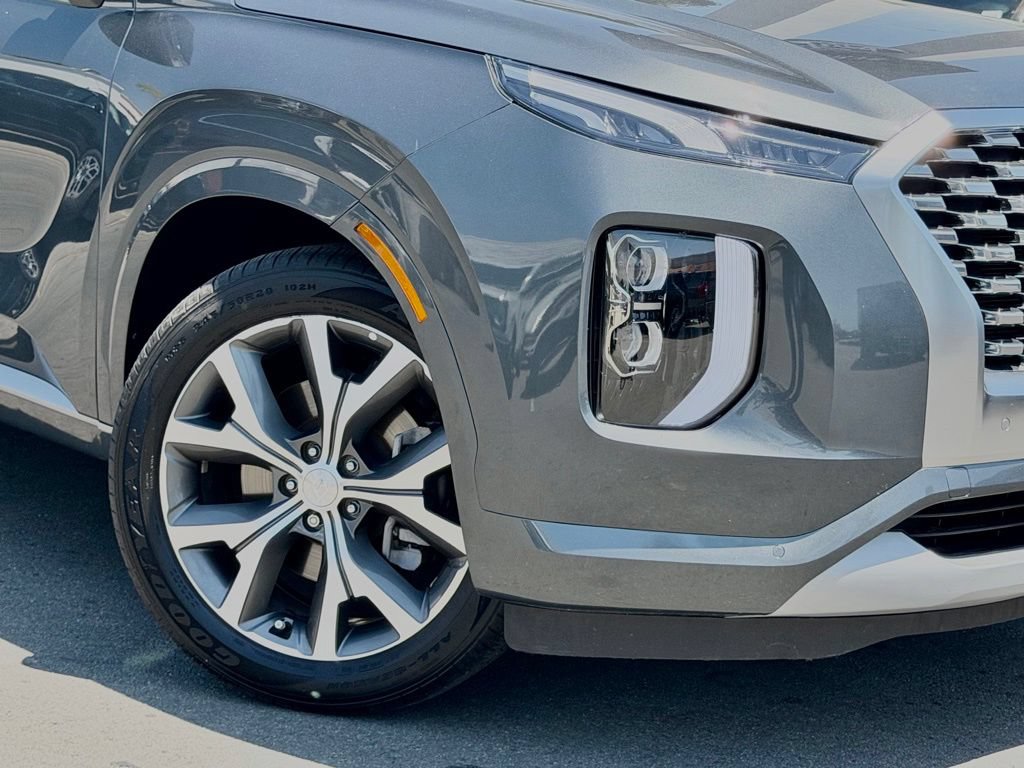 Used 2022 Hyundai Palisade Limited w/ Cargo Package FWD image 5