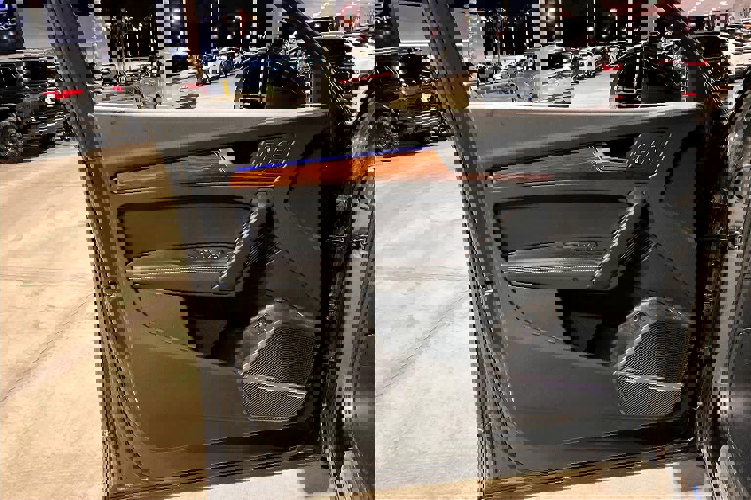 Used 2021 Audi Q5 e Prestige w/ Prestige Package image 21