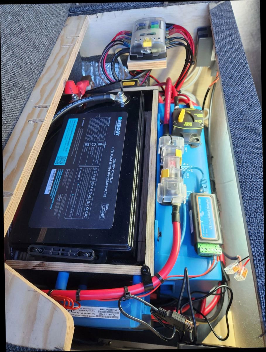 Used 2025 Mercedes-Benz Sprinter 2500 image 18