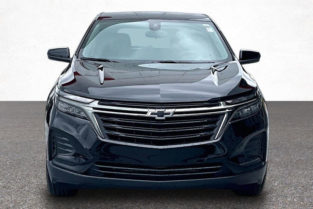 Used 2024 Chevrolet Equinox LS w/ LS Convenience Package image 3