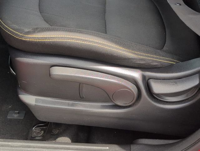 Used 2016 Kia Soul + FWD image 14