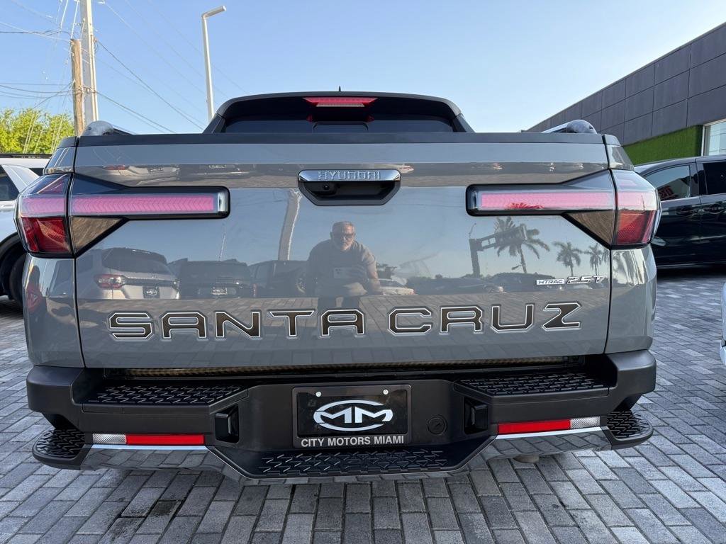Used 2022 Hyundai Santa Cruz Limited w/ Cargo Package AWD/4WD image 6