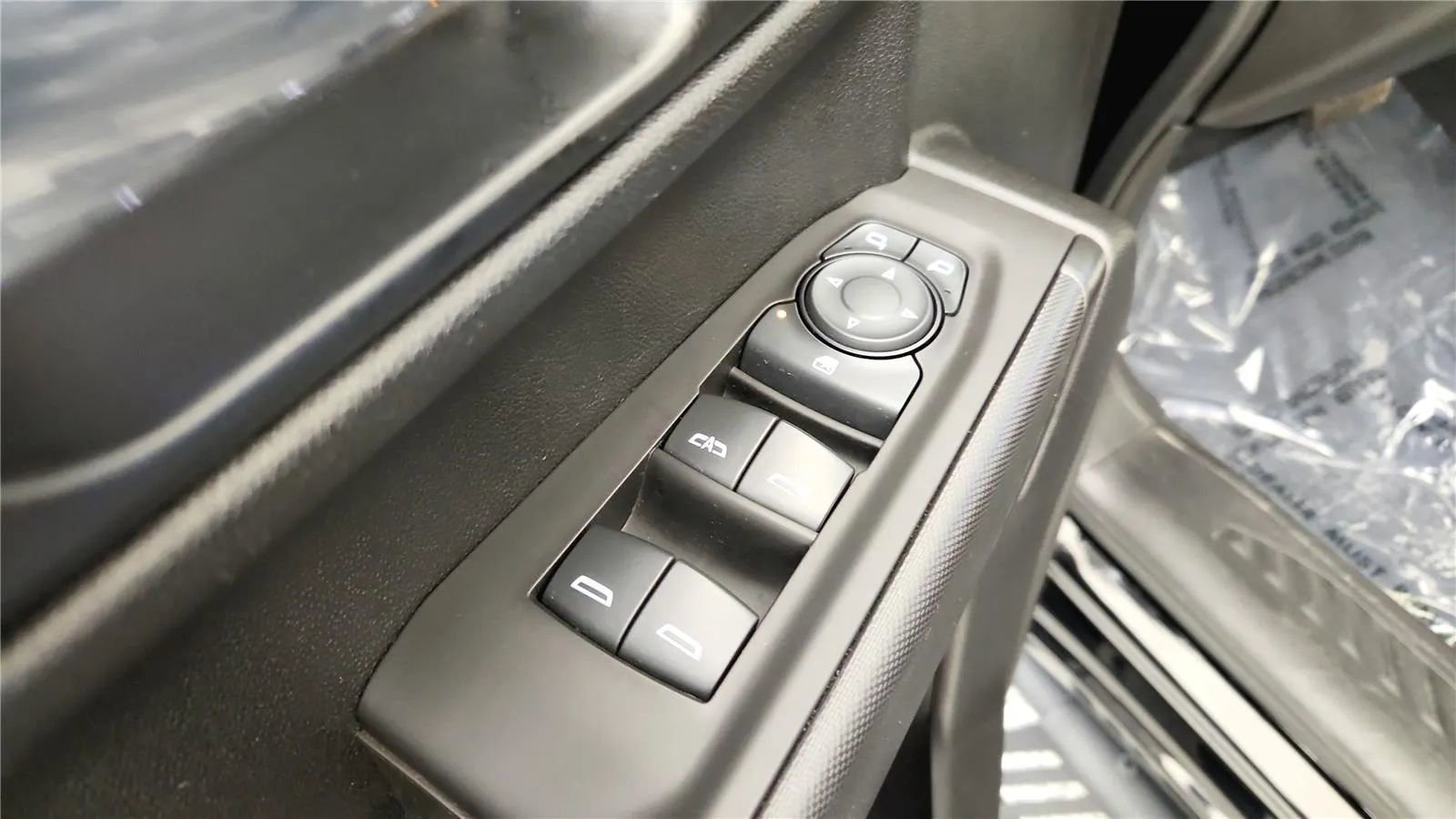 Used 2020 Chevrolet Silverado 1500 Custom Trail Boss w/ Custom Convenience Package image 29