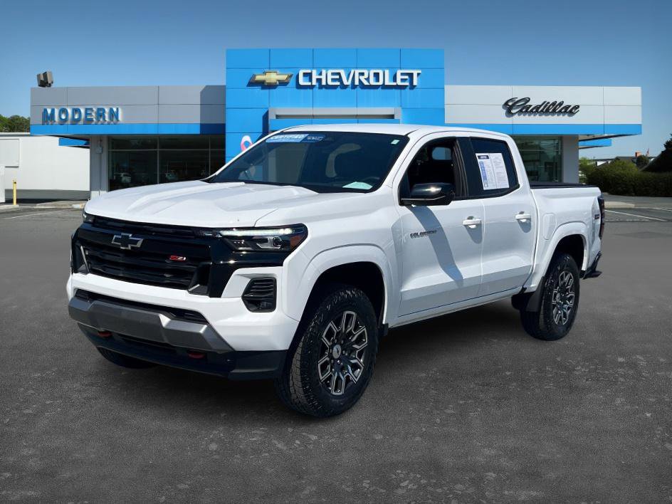 Certified 2023 Chevrolet Colorado Z71 w/ Z71 Convenience Package 2