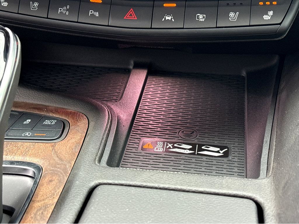 New 2025 Cadillac XT5 Luxury image 40