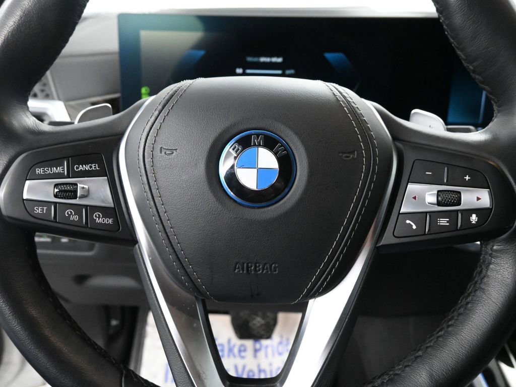 Used 2025 BMW X5 xDrive50e image 30