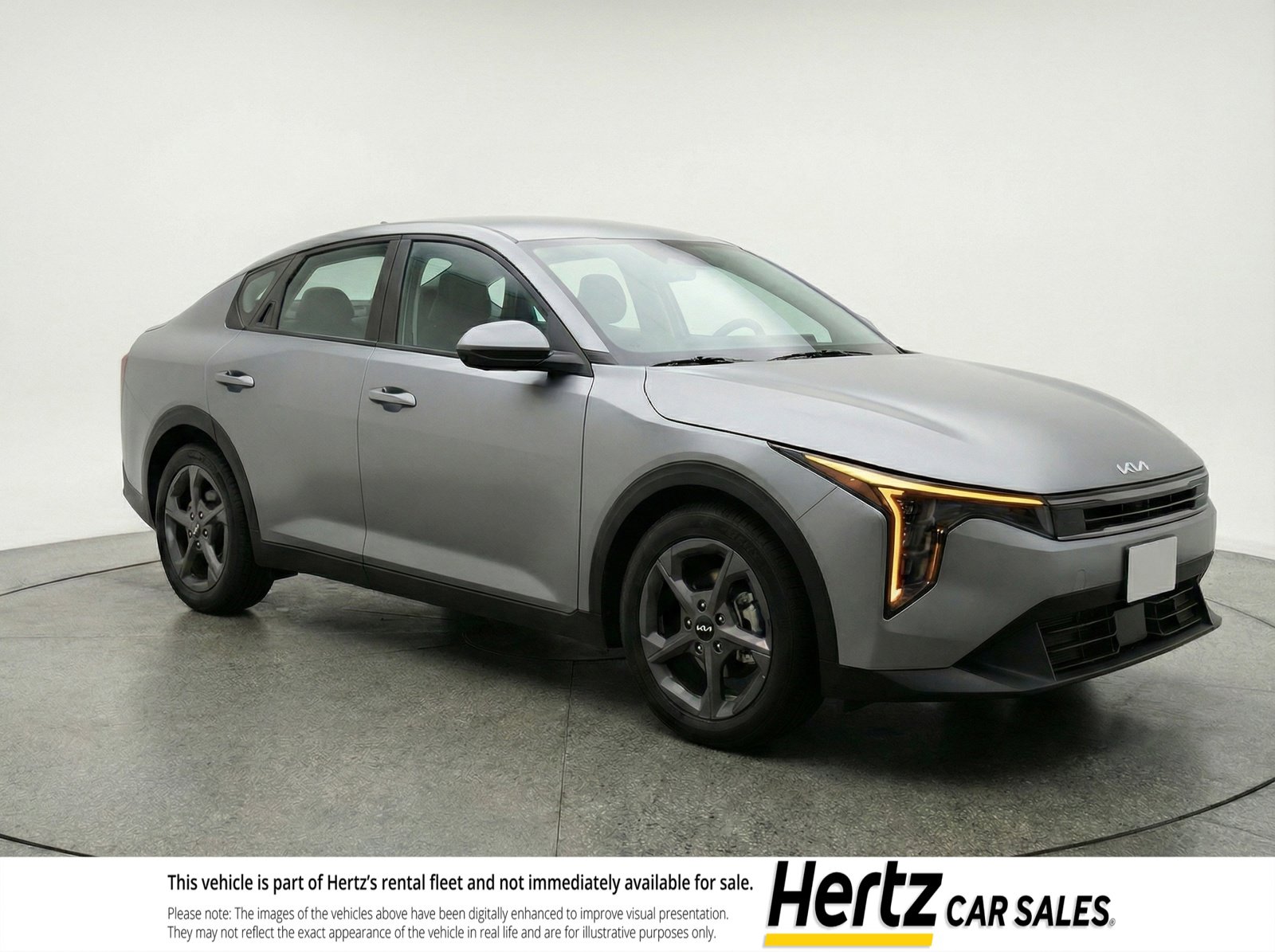 Used 2025 Kia K4 LXS image 1