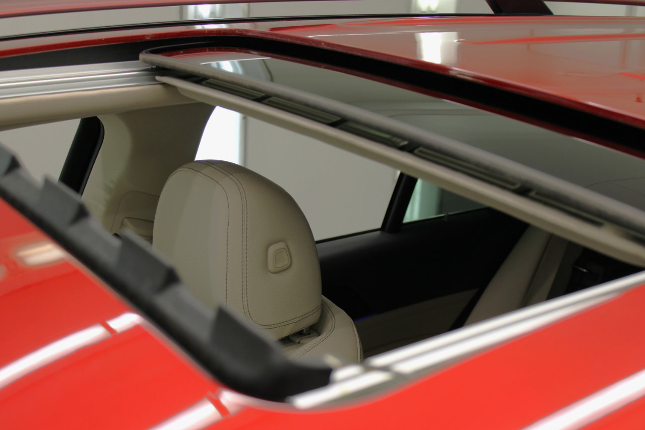 Used 2020 Mercedes-Benz GLE 350 w/ Premium Package image 26