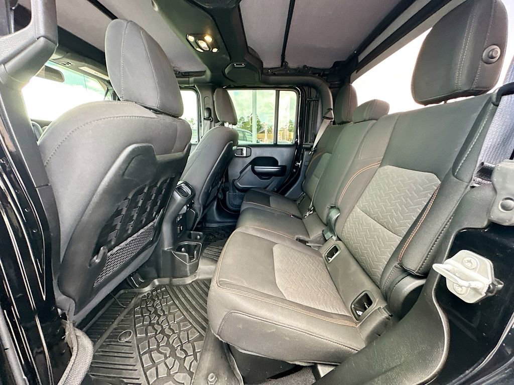 Used 2021 Jeep Gladiator Mojave image 17
