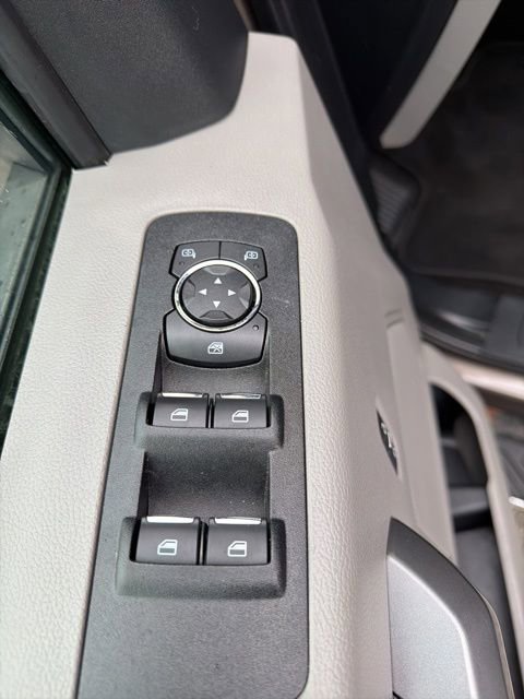 Used 2019 Ford F150 XLT w/ Equipment Group 302A Luxury AWD/4WD image 18